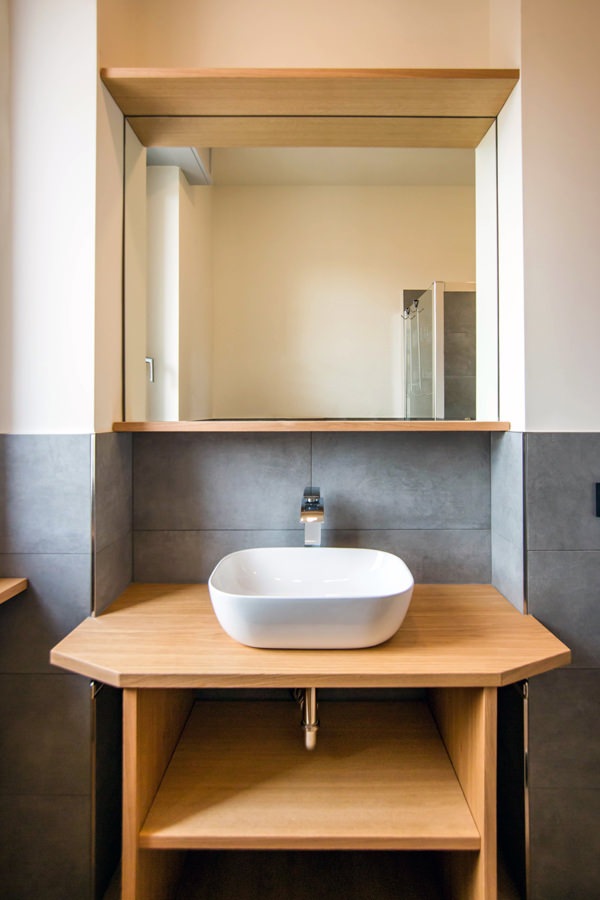 shaped-furniture-wood-bathroom